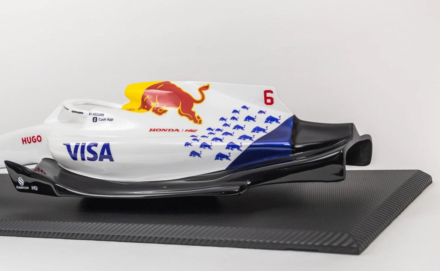 Racing bulls VCARB 01